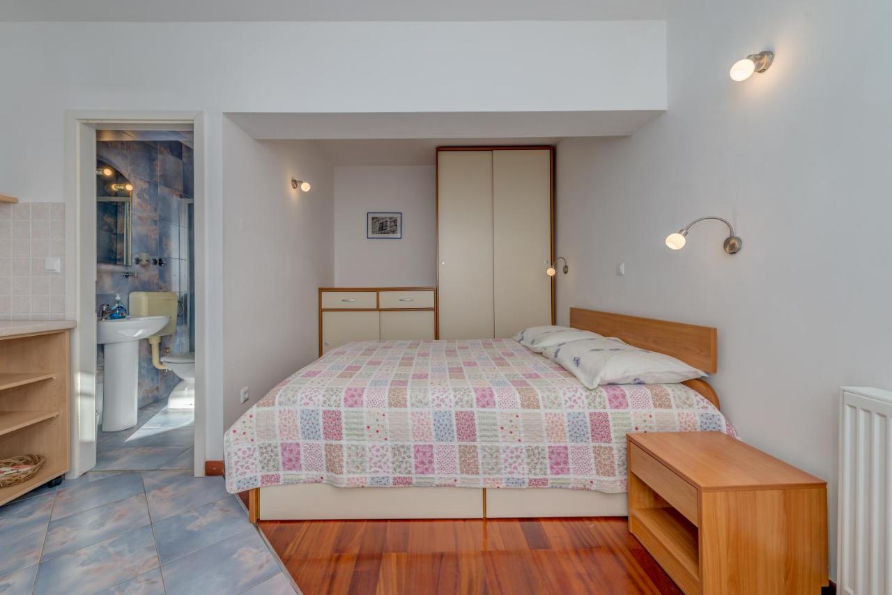 Pikolo Apartments Omis Tice Exterior photo