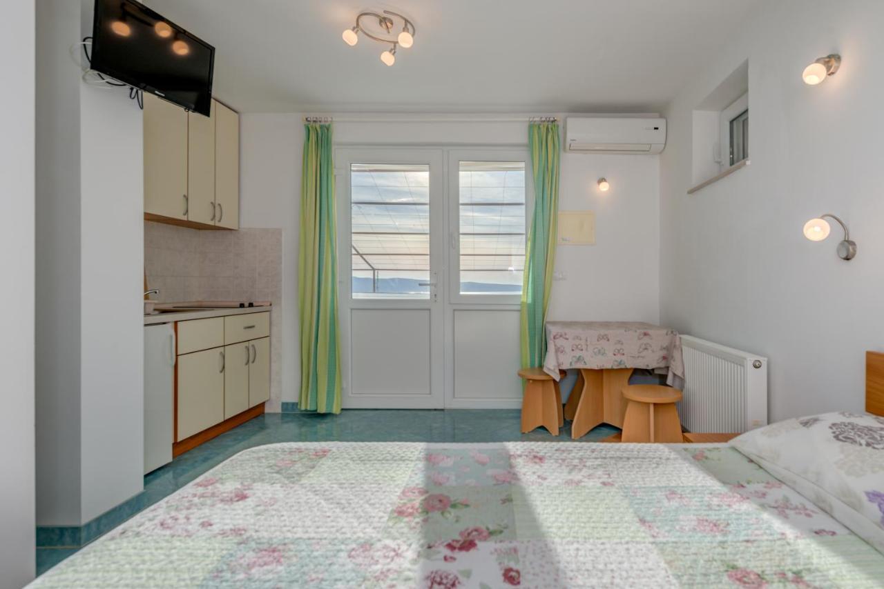 Pikolo Apartments Omis Tice Exterior photo